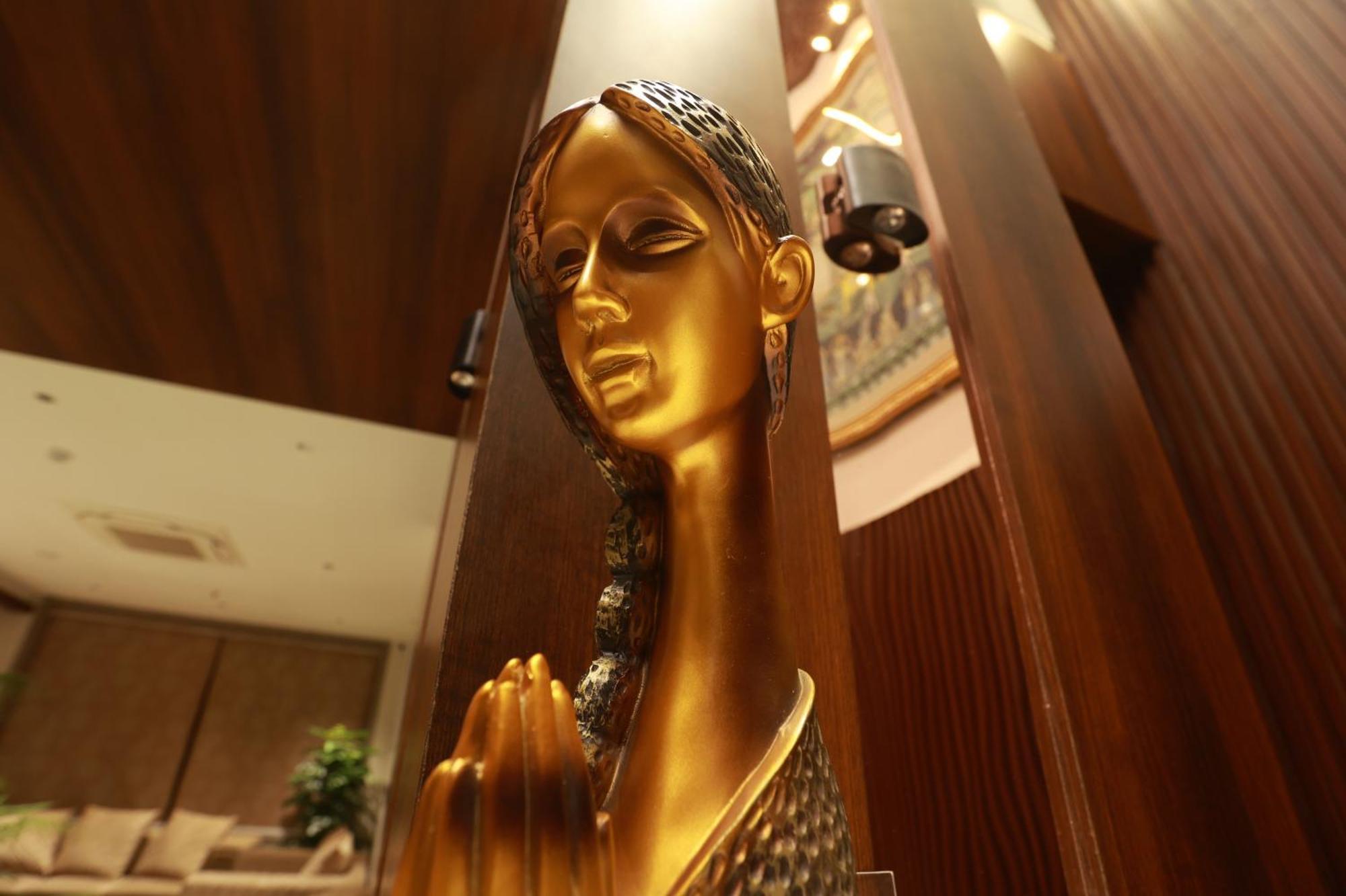 Hotel Taviral Regency Udaipur Ngoại thất bức ảnh