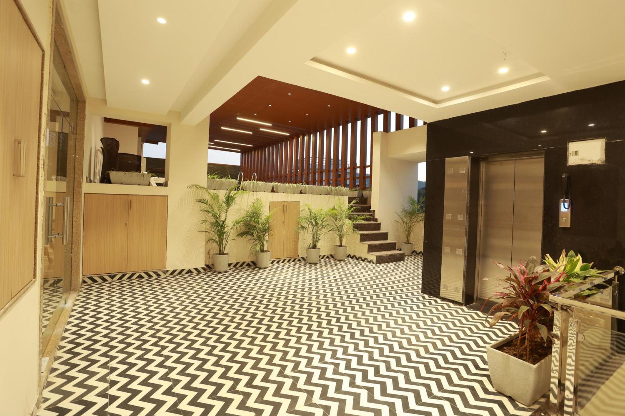 Hotel Taviral Regency Udaipur Ngoại thất bức ảnh